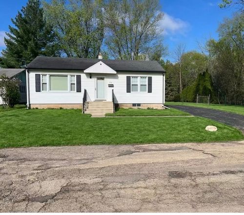 550 N Waddell Ave, Freeport, IL, 61032-3131 | Card Image