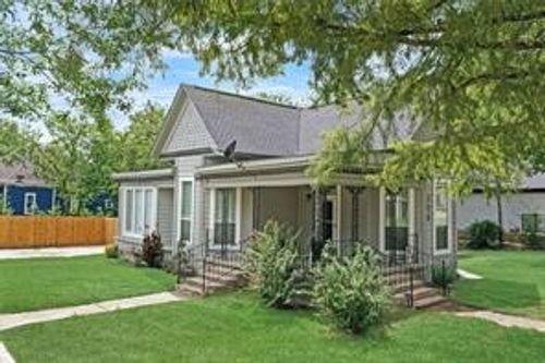 308 E Main St, Whitesboro, TX, 76273-1709 | Card Image