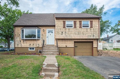 115 Beverly Rd, Bloomfield, NJ, 07003-4111 | Card Image