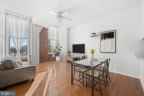 apt-603-315 New St, PHILADELPHIA, PA, 19106-1137 | Card Image