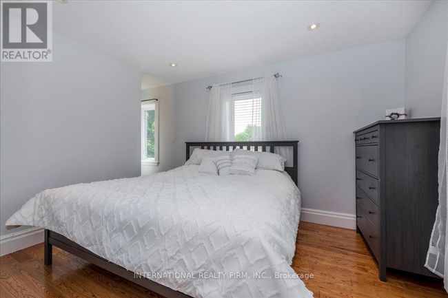 8061 Main St, House other with 3 bedrooms, 2 bathrooms and 3 parking in Everett ON | Image 19