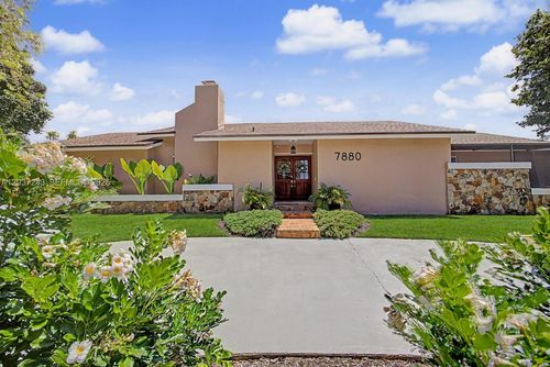 7880 Sw 180th Ter, Palmetto Bay, FL, 33157-6221 | Card Image