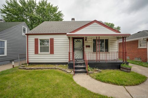 3149 Poplar Ave, Warren, MI, 48091-2343 | Card Image