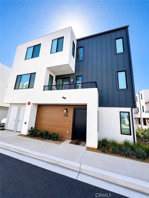 2131 Acara Cir, San Diego, CA, 92154-8063 | Card Image