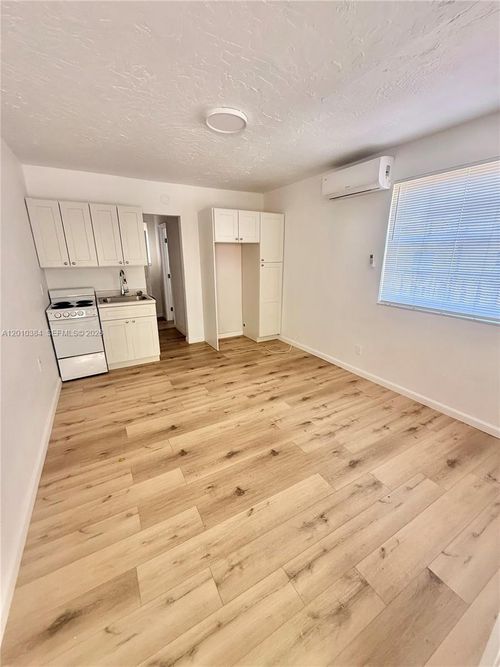 6-1903 Thomas St, Hollywood, FL, 33020-2130 | Card Image