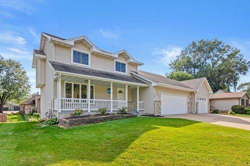 136 71 1/2 Way Ne, Fridley, MN, 55432-3064 | Card Image