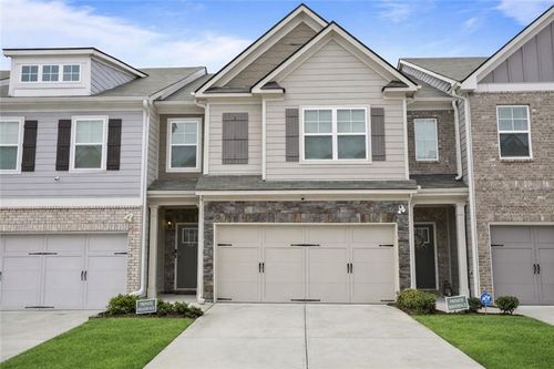 7637 Avalon Blvd, Fairburn, GA, 30213-6121 | Card Image