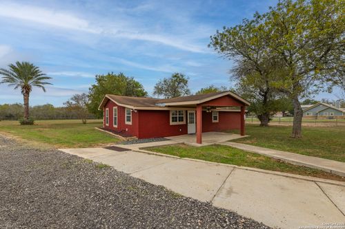 16097 Trawalter Rd, Atascosa, TX, 78002-4710 | Card Image
