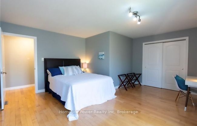 8 Bianca Dr, House other with 3 bedrooms, 3 bathrooms and 1 parking in Niagara on the Lake ON | Image 20