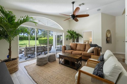 4033 Bluff Harbor Way, Wellington, FL, 33449-8318 | Card Image