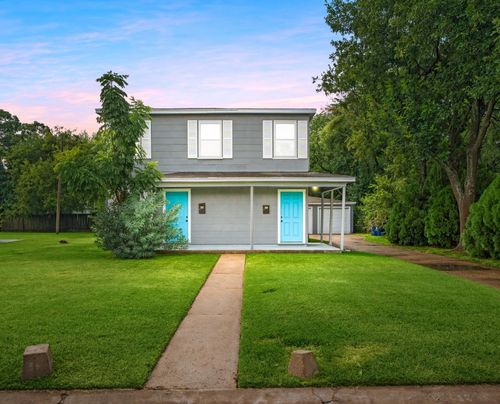 1117 1st Ave N, Texas City, TX, 77590-7512 | Card Image