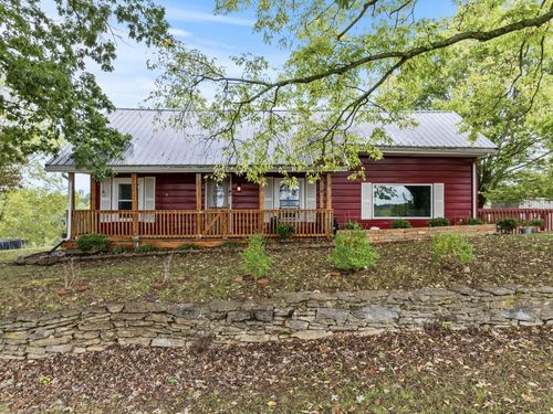 1059 Cummins Ln, Cynthiana, KY, 41031-4210 | Card Image