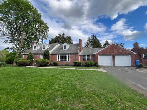 119 Central Park Dr, Holyoke, MA, 01040-1307 | Card Image