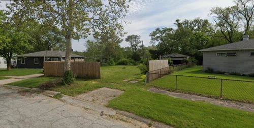 2083 Williams St, Gary, IN, 46404-2572 | Card Image