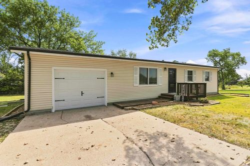 604 N Scott Drive, Westmoreland, KS, 66549 | Card Image