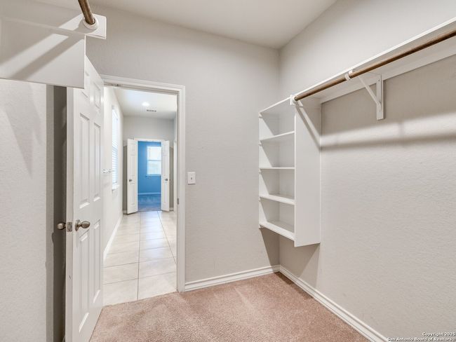 5627 Chestnut Xing, House other with 3 bedrooms, 3 bathrooms and null parking in San Antonio TX | Image 26