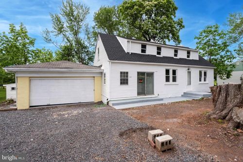 635 Elroy Rd, SOUDERTON, PA, 18964-2217 | Card Image