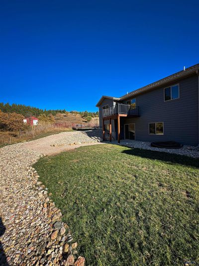 727 Stage Run Rd, Townhouse with 3 bedrooms, 3 bathrooms and null parking in Deadwood SD | Image 3