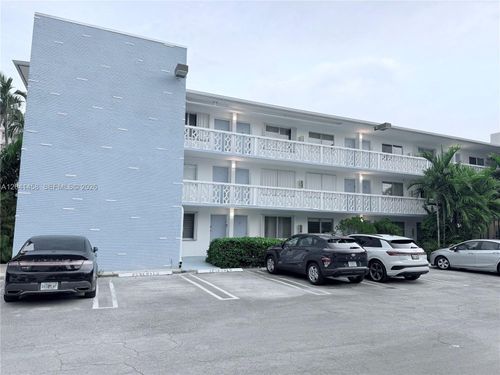 21-1120 102nd Street, Bay Harbor Islands, FL, 33154 | Card Image
