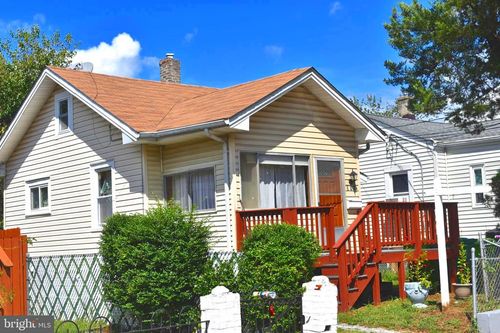 4318 Newton St, BRENTWOOD, MD, 20722-1953 | Card Image