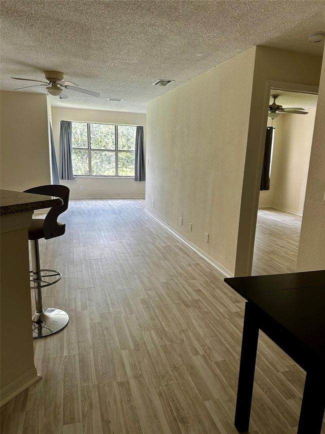 APT-1625 - 3330 Pinewalk Dr N, Condo with 1 bedrooms, 1 bathrooms and null parking in Margate FL | Image 8