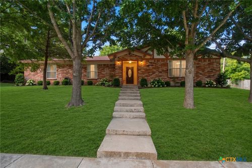 616 Manning Dr, Copperas Cove, TX, 76522-2642 | Card Image