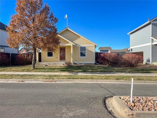 3029 Renshaw St, Strasburg, CO, 80136-7421 | Card Image