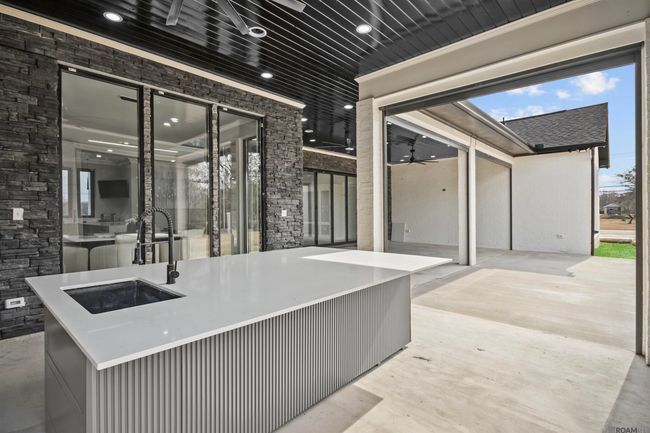 15301 Joor Rd, House other with 5 bedrooms, 5 bathrooms and 3 parking in Zachary LA | Image 34