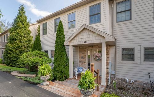 33 Waterside Drive, Morgantown, WV, 26508 | Card Image