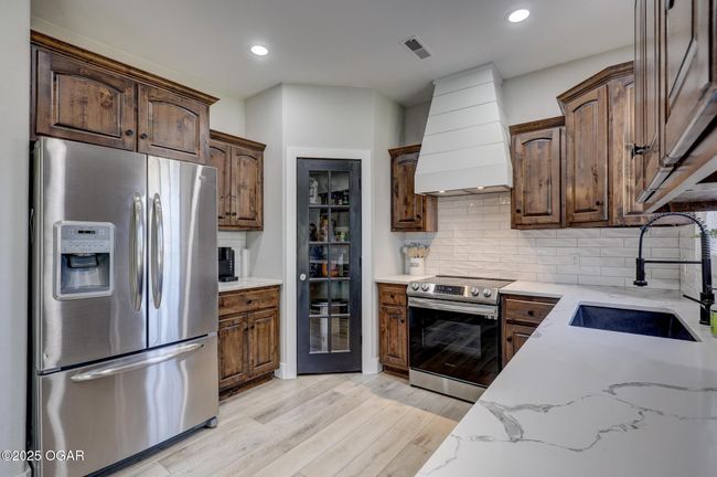 917 Monroe Cir, House other with 4 bedrooms, 3 bathrooms and null parking in Carl Junction MO | Image 13