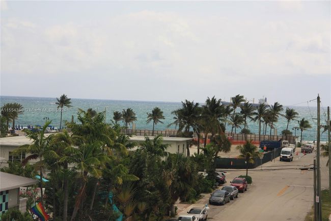 APT-503 - 520 Orton Ave, Condo with 2 bedrooms, 2 bathrooms and null parking in Fort Lauderdale FL | Image 19