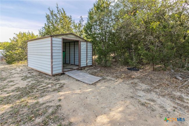 1001 Cherokee Trl, House other with 3 bedrooms, 2 bathrooms and null parking in Kempner TX | Image 15