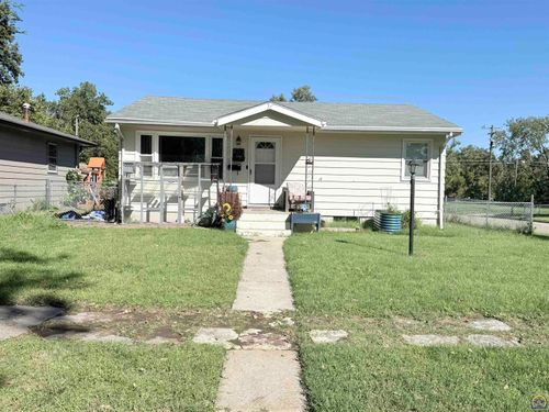 802 W 9th St, Junction City, KS, 66441 | Card Image