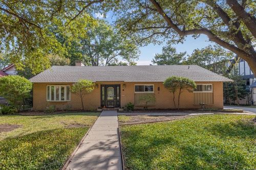 1929 Berkeley Place, Fort Worth, TX, 76110 | Card Image