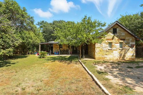 10B Fm 473, Comfort, TX, 78013-2605 | Card Image