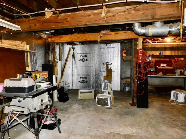 475 Old County Rd, House other with 2 bedrooms, 1 bathrooms and null parking in Deering NH | Image 17