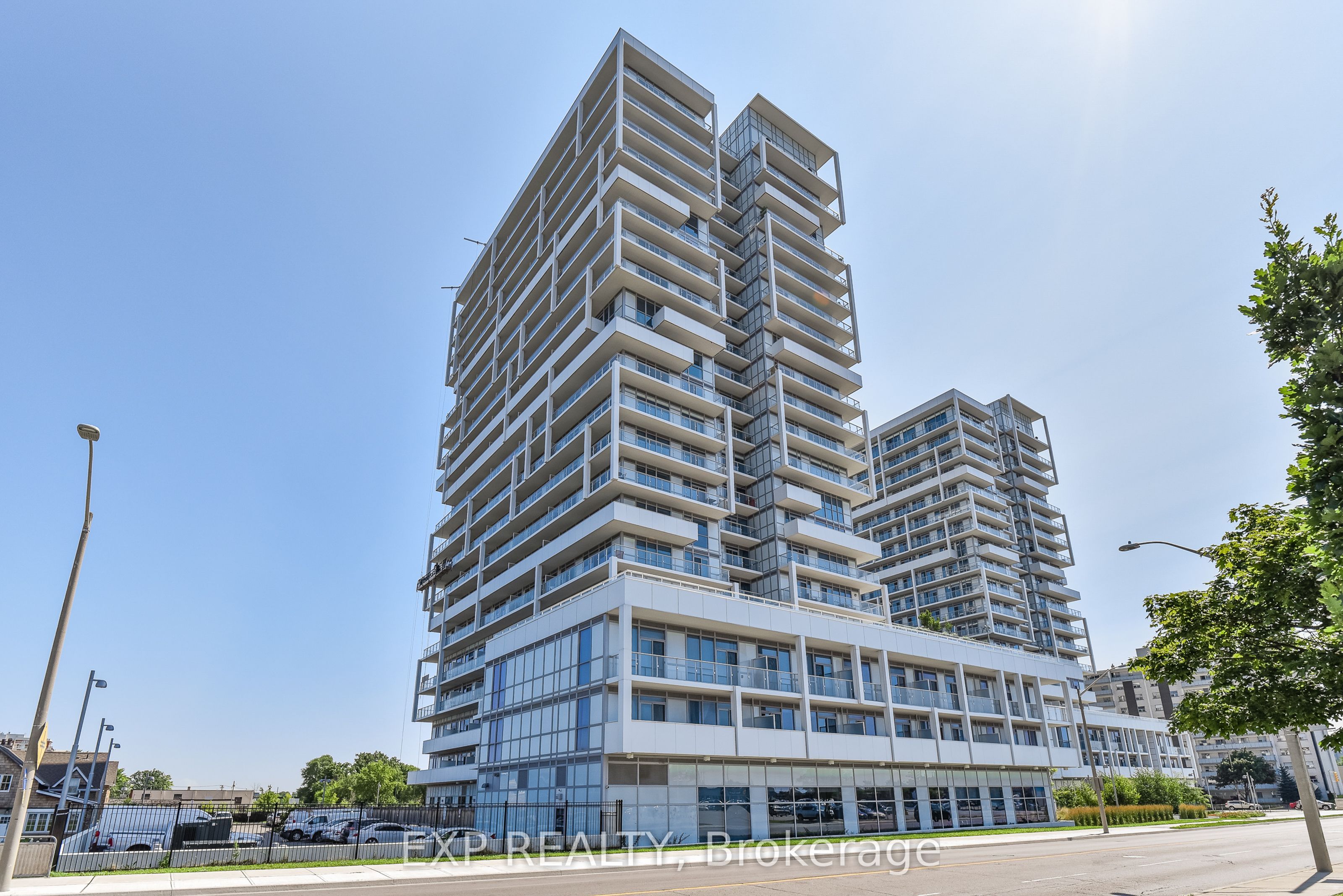 Residential Lease in Oakville 2