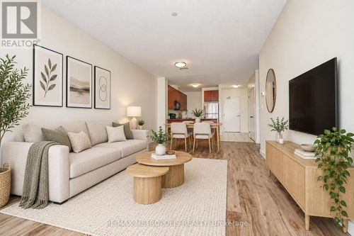 309-7400 Markham Rd, Markham, ON, L3S0C5 | Card Image