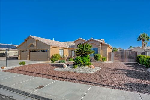 6317 Canyon Ridge Dr, Las Vegas, NV, 89108-5229 | Card Image