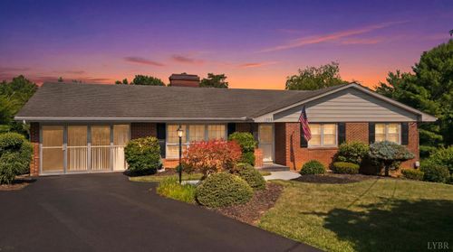 1393 Pleasant View St, Staunton, VA, 24401 | Card Image