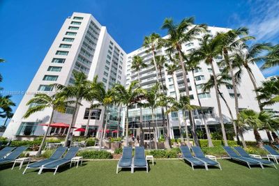 907 - 2670 E Sunrise Blvd, Condo with 1 bedrooms, 1 bathrooms and null parking in Fort Lauderdale FL | Image 1