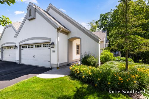 20-588 Enclave Ct Se, Grand Rapids, MI, 49546-2173 | Card Image