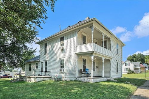 311 Mound St, Mound City, MO, 64470-1228 | Card Image