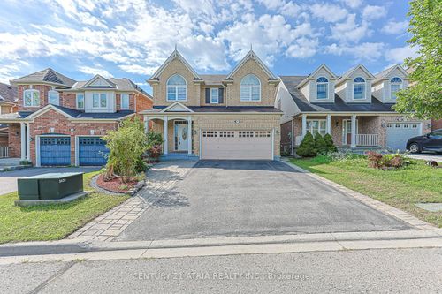 338 Carlissa Run, Newmarket, ON, L3X3J9 | Card Image