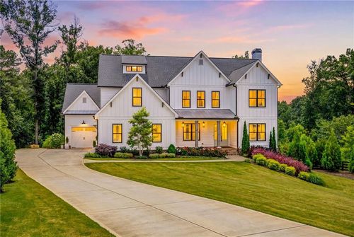 15775 Bon Endriot Dr, Milton, GA, 30004-7376 | Card Image