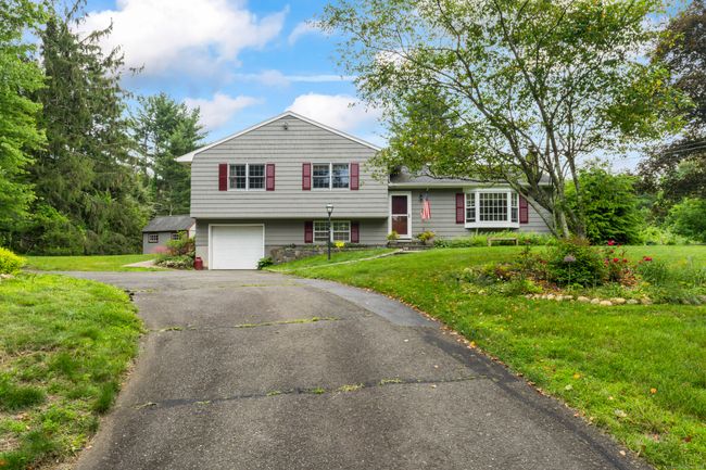 128 Walnut Tree Hill Rd, House other with 3 bedrooms, 2 bathrooms and 2 parking in Sandy Hook CT | Image 4