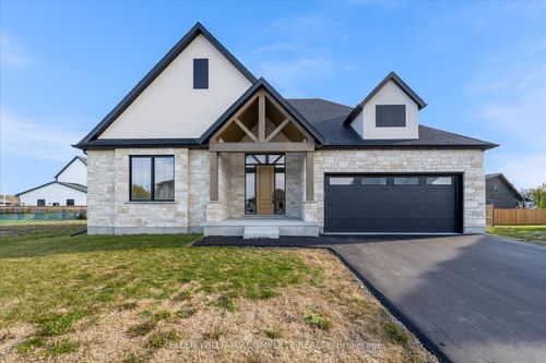 3643 Vosburgh Pl, Campden, ON, L0R1G0 | Card Image