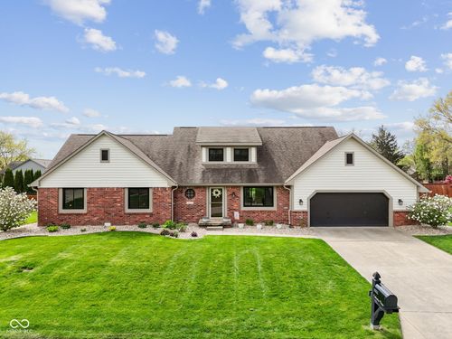 3355 Calcutta Dr, Greenwood, IN, 46143-9557 | Card Image
