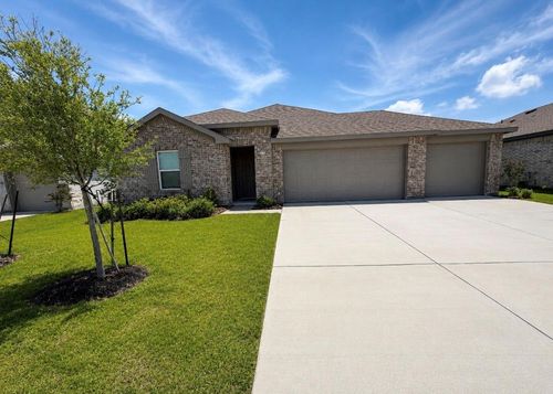 813 Brazos Trl, Dayton, TX, 77535-2997 | Card Image