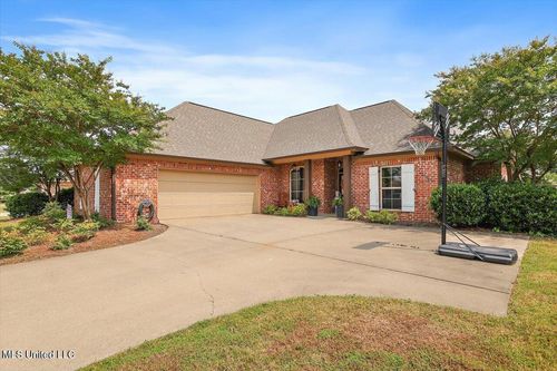 159 Stillhouse Creek Dr, Madison, MS, 39110-6943 | Card Image